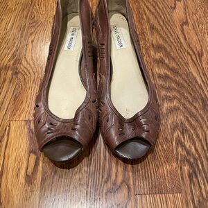 Steve Madden Brown Leather Peep-Toe Wedges